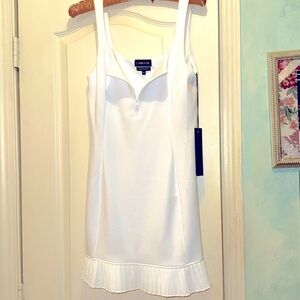 LOOKNWT carbon 38 white dress size XS date night or tennis built-in bra SOLD OUT